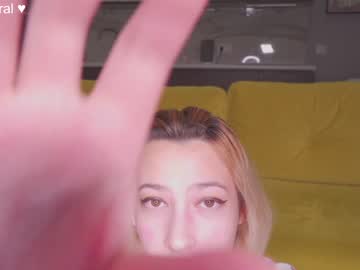 webcam girl aveksmr capture image #969755