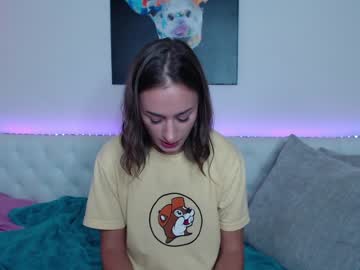 webcam girl holihurricane capture image #3069682