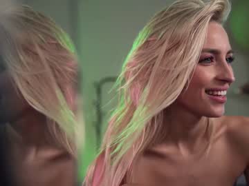 webcam girl artmosphera capture image #2542731