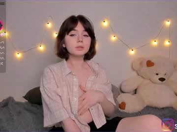 webcam girl hanalturne capture image #4032381