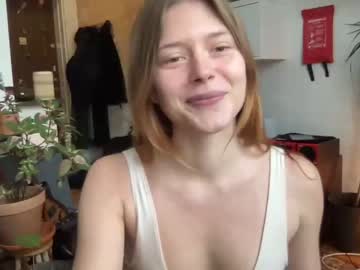 webcam girl swedish_simone capture image #4411602