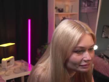 webcam girl white_godness capture image #5378683