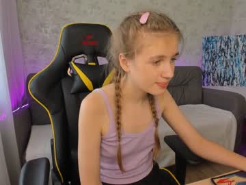 webcam girl nelly_mine capture image #3580771