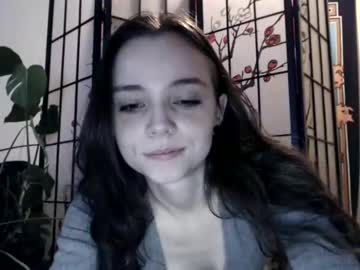 webcam girl gardenoflilith capture image #1869742