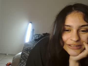 webcam girl prettyyyyx0xo capture image #5510463