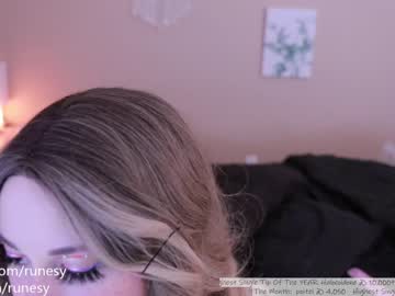 webcam girl runesy capture image #3089521