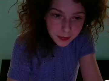 webcam girl maeluna33 capture image #2464295