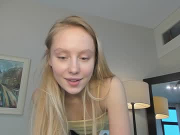 webcam girl amy_touch capture image #5167660