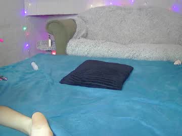 webcam couple roxxxy_and_dean capture image #1506633