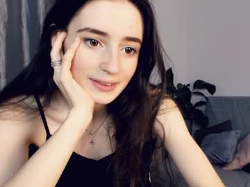 webcam girl lisawoo capture image #528581