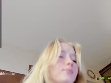 webcam girl bestblondiiecb capture image #3932345