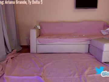 webcam girl hollyextra capture image #3906656