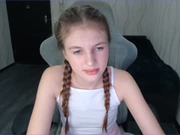 webcam girl kylie_mine capture image #3972689