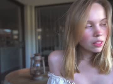 webcam girl bibi_it_is capture image #4728064