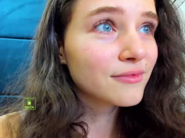 webcam girl demurelixir capture image #3622785