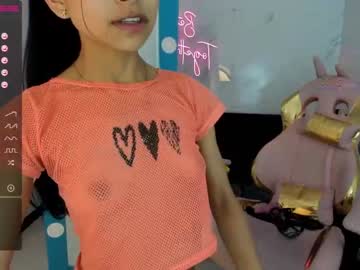 webcam girl sweet_littleee capture image #1453301