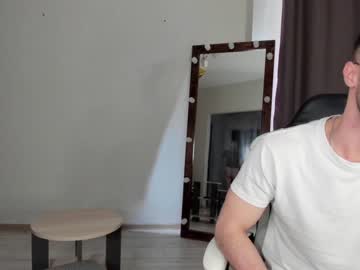 webcam couple dominant_family capture image #2470264