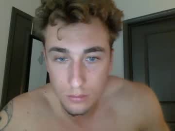 webcam man fit_italian_model capture image #5571488