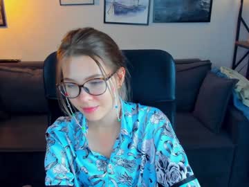 webcam girl lisa_roses capture image #4668194