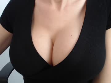 webcam girl eat_mee_out capture image #2346107