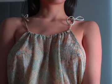 webcam girl houseofkei capture image #2011500