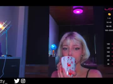 webcam girl lit1le_kitty_ capture image #3839510