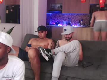 webcam man fratguysonline capture image #5336227
