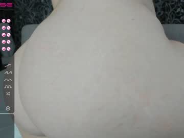 webcam girl emilia_me capture image #1895491