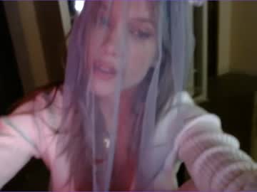 webcam girl bitter_moon capture image #4215796