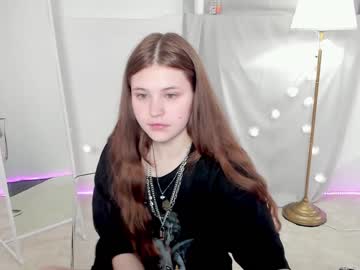 webcam girl k_a_r_o_l_i_n_a capture image #3427749