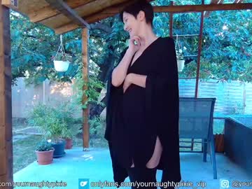 webcam girl yournaughtypixie capture image #2668065