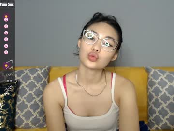 webcam girl little_v1rgin_angel capture image #3023838