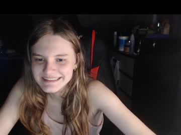 webcam girl lolita_tease capture image #79743