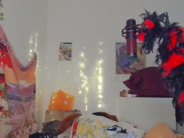 webcam girl kaveskiki capture image #1811353