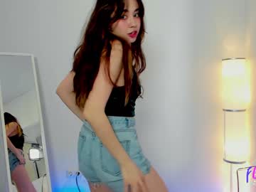 webcam girl y_u_m_i_k_a capture image #2613069