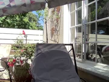 webcam girl gl1tter_barbie capture image #1712766