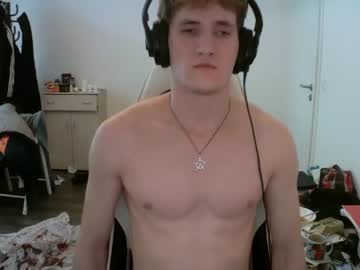 webcam man hotguy_228041 capture image #5608679