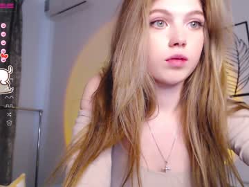 webcam girl small_blondee capture image #4555758
