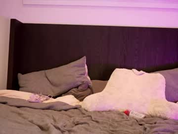 webcam couple blondefoxsilverfox capture image #1618887