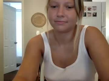 webcam girl ladybluereads capture image #3123515