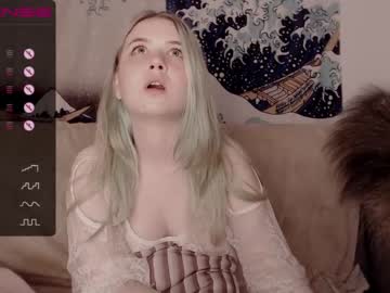 webcam girl yoliverse capture image #3079216