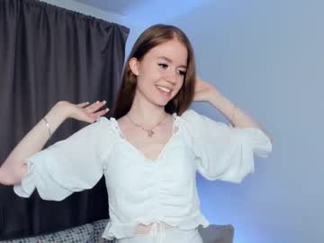webcam girl tiny_heaven capture image #5500089