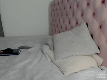 webcam girl cbhotblonde capture image #1781929