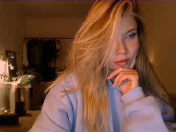 webcam girl bitter_moon capture image #4687559
