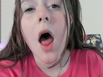 webcam girl emilia_me capture image #2114926