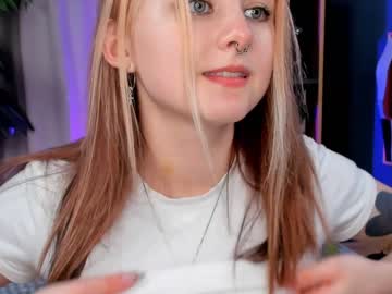 webcam girl greerberenice capture image #1665029