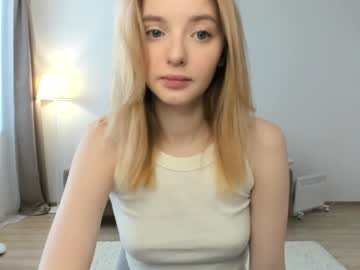 webcam girl olli_ver capture image #4276230