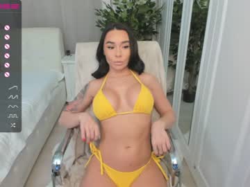 webcam girl squirtbetty capture image #2163110