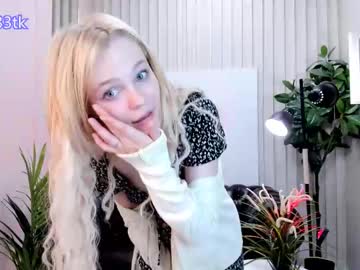 webcam girl alien_kitty_ellie capture image #3400861