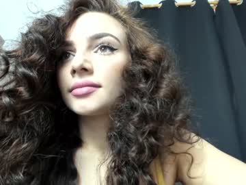 webcam girl 9harlotte99 capture image #2859103